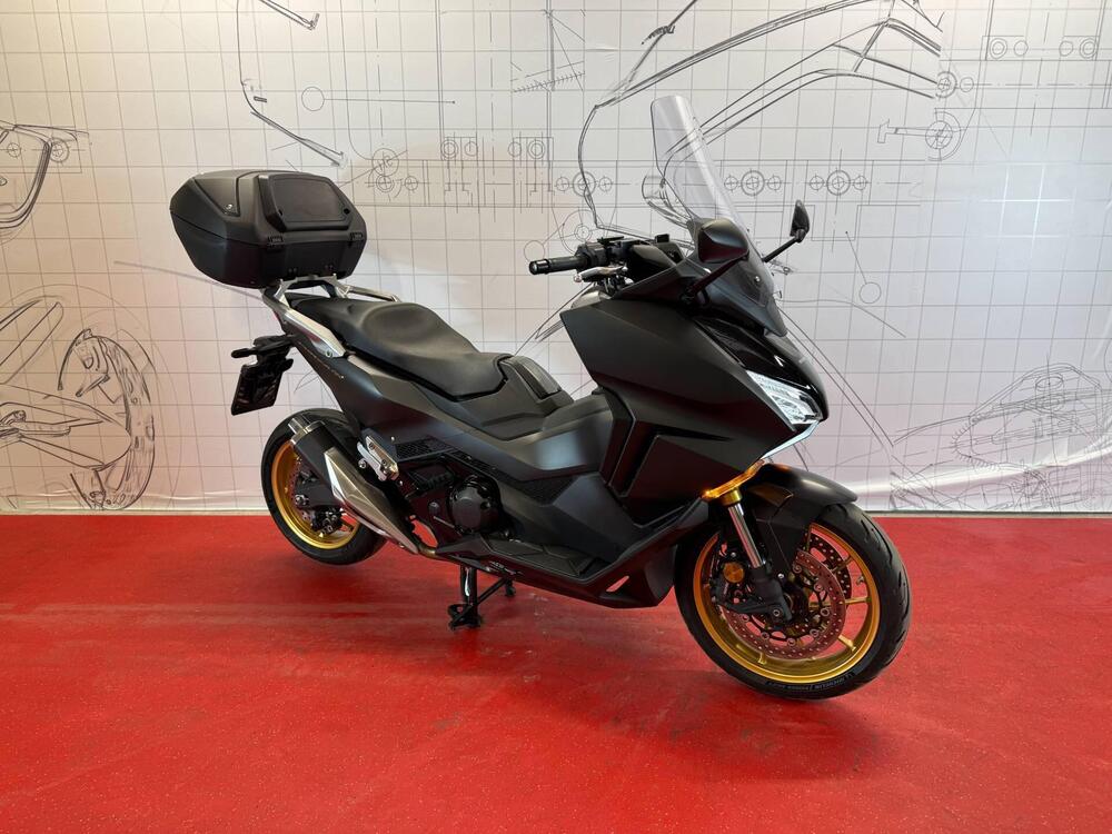 Honda Forza 750 DCT Urban (2021 - 24) (2)