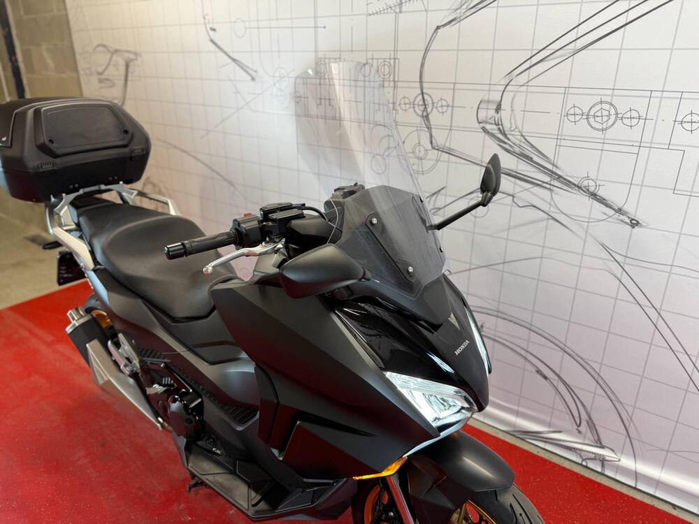 Honda Forza 750 DCT Urban (2021 - 24) (10)