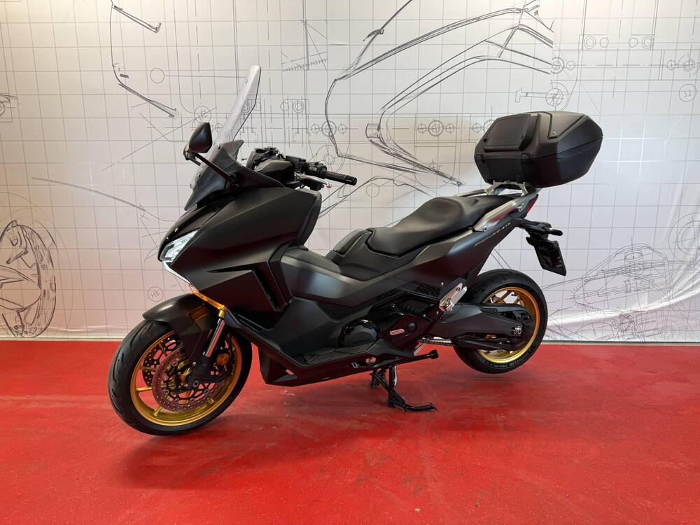Honda Forza 750 DCT Urban (2021 - 24) (5)