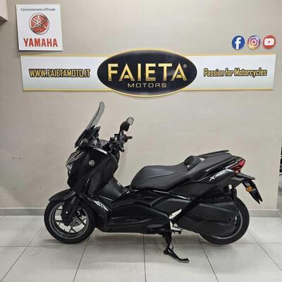 Yamaha X-Max 300 Tech Max (2021 - 24) usata