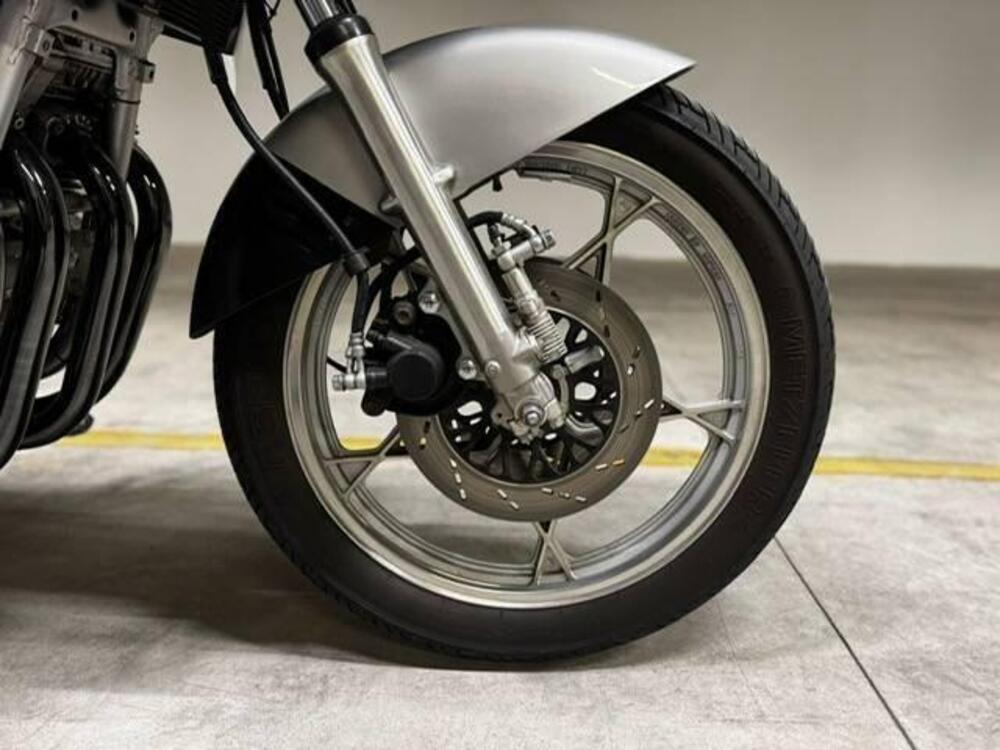 Suzuki GSX 1100S Katana (5)