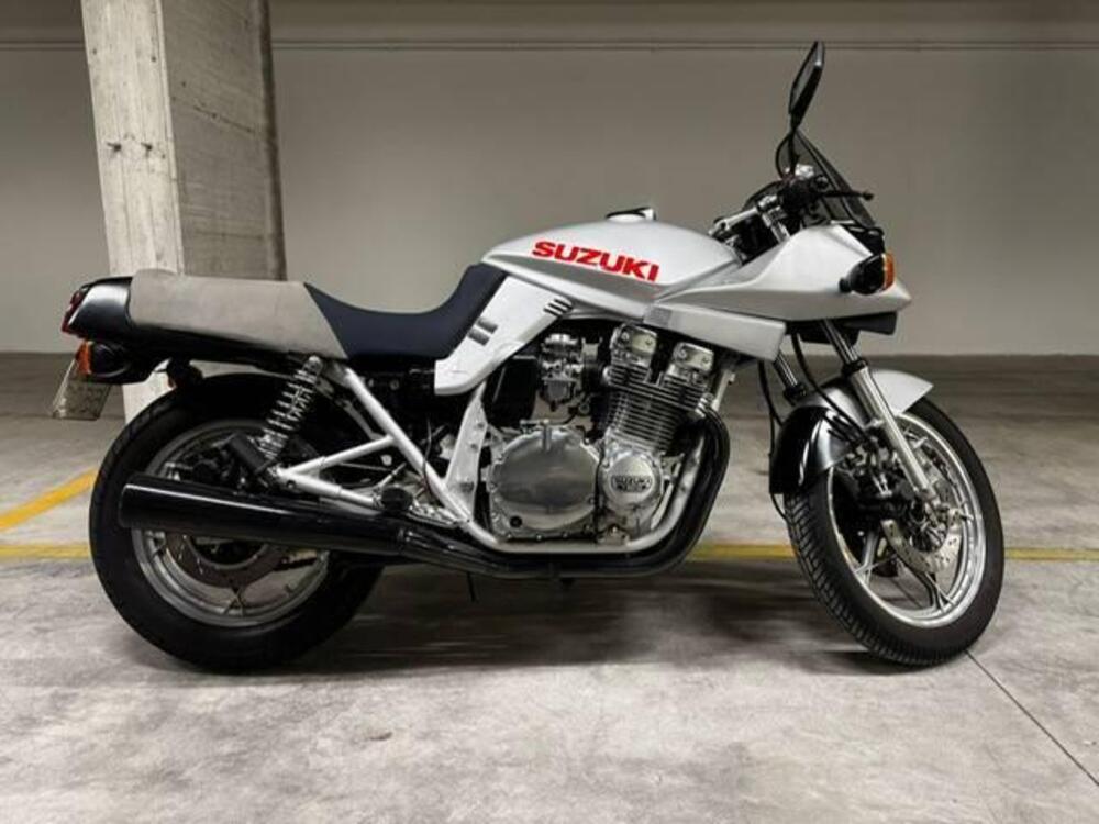 Suzuki GSX 1100S Katana