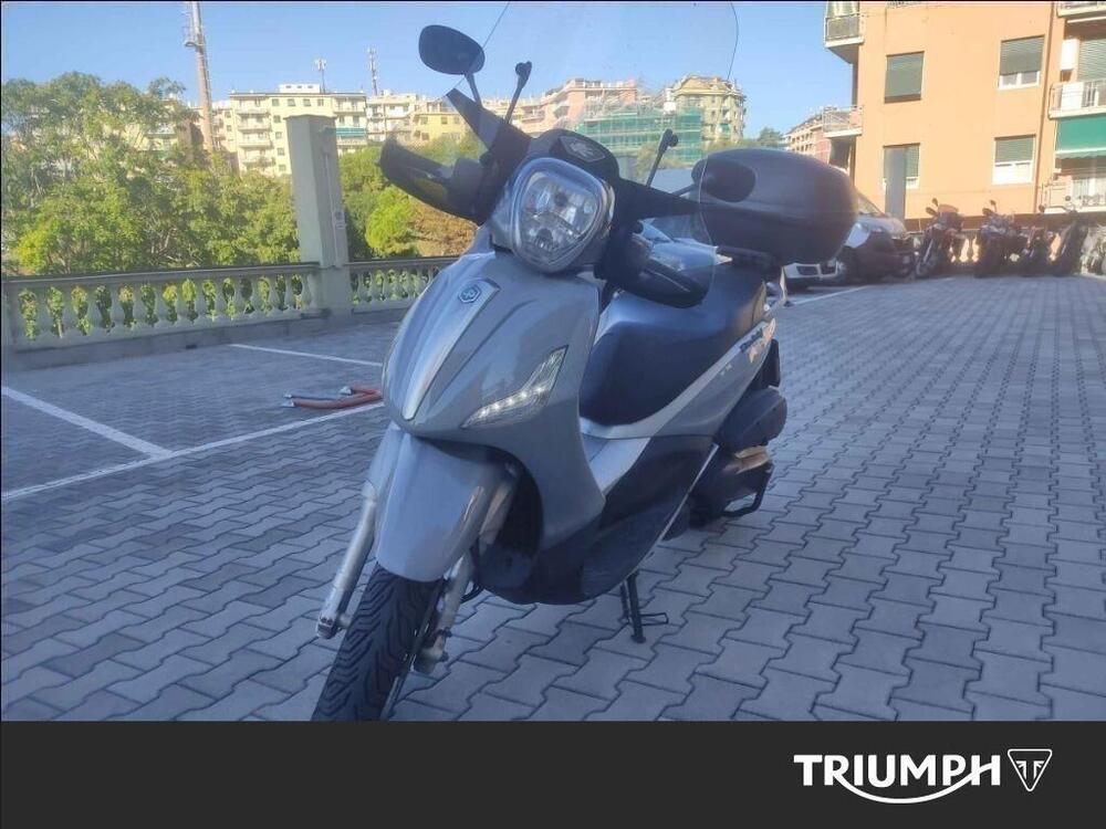 Piaggio Beverly 350 Police ABS-ASR (2018 - 20) (4)