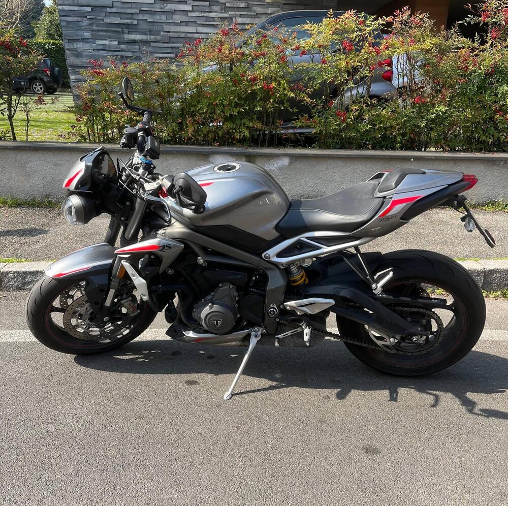 Triumph Street Triple RS (2020 - 22) (2)