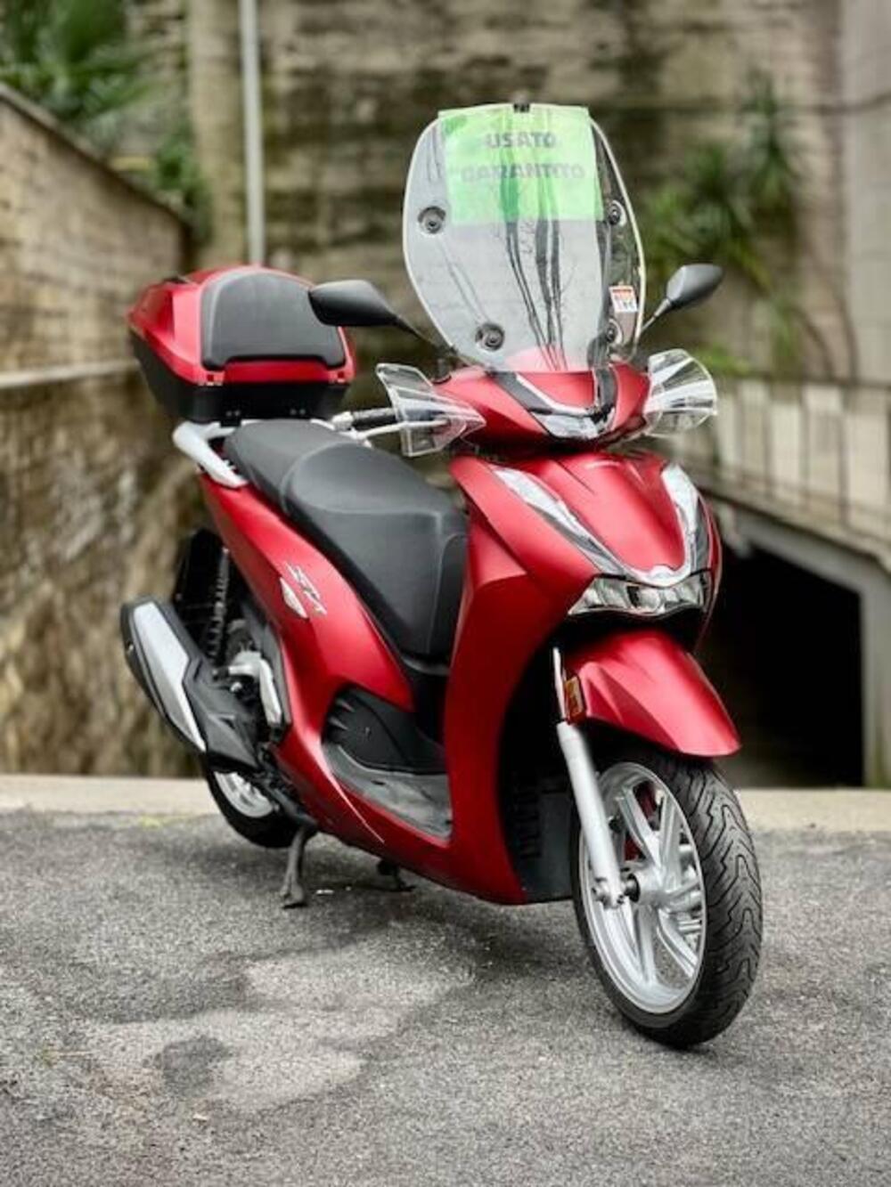 Honda SH 350 (2021 - 24) (2)