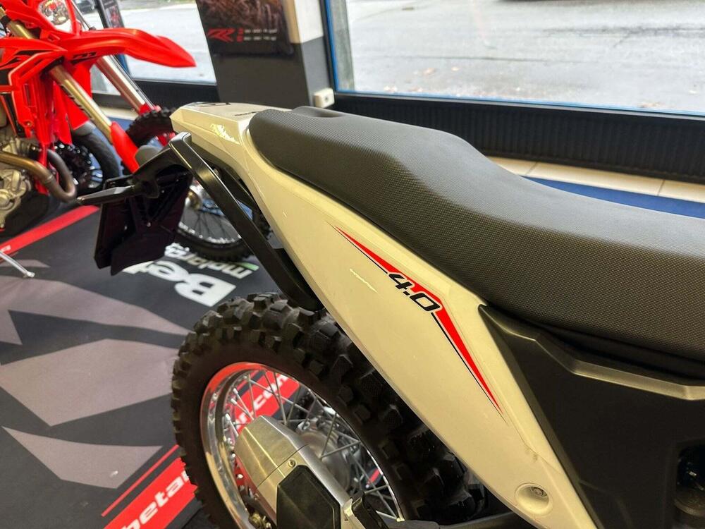 Betamotor Alp 4.0 (2024 - 26) (14)