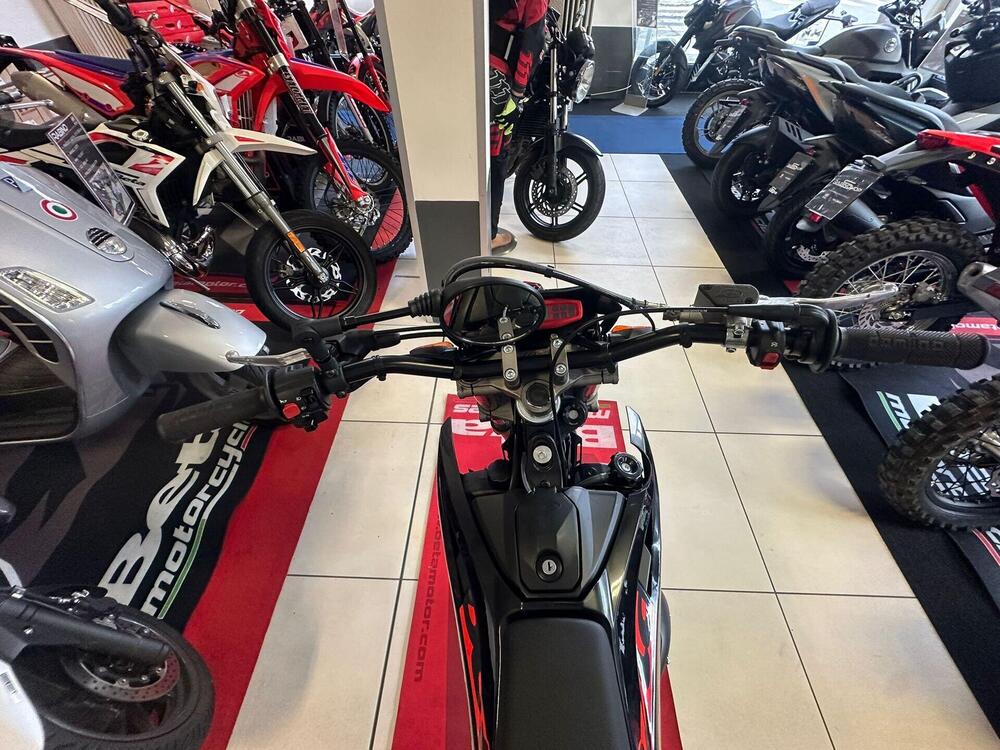 Betamotor RR 50 Motard (2021 - 26) (10)