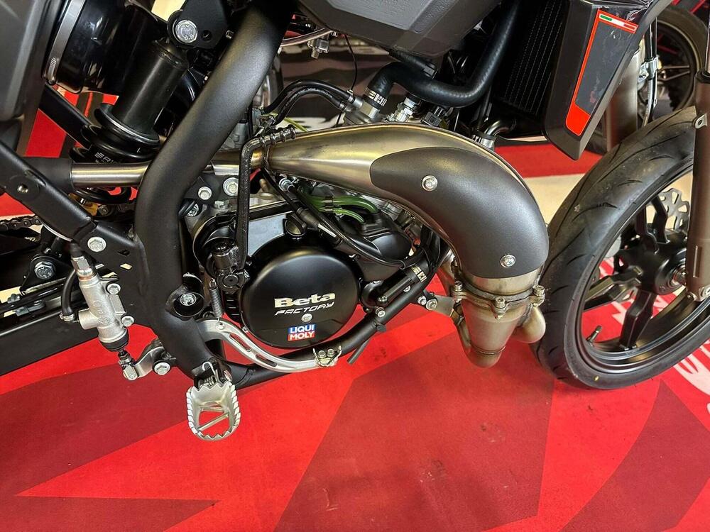 Betamotor RR 50 Motard (2021 - 26) (11)