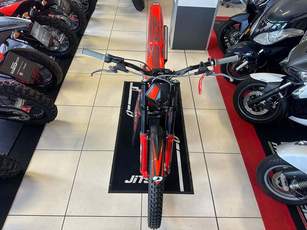 Betamotor Evo 80 Senior (2025 - 26) (8)