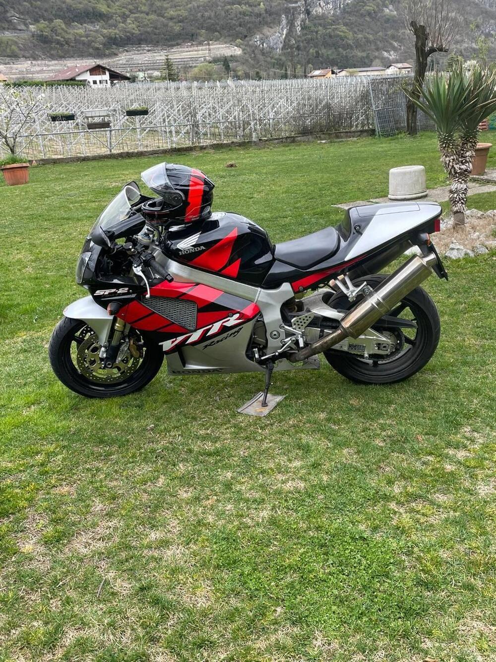 Honda VTR 1000 SP-2 (2002 - 06)