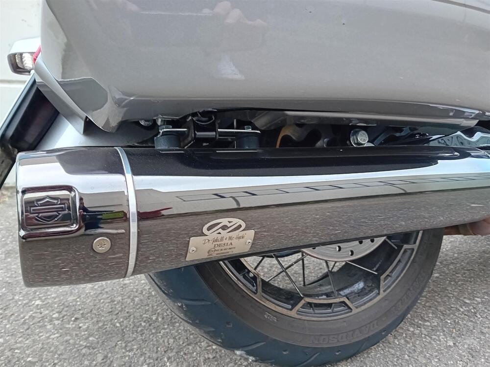 Harley-Davidson CVO Road Glide (2023) (8)