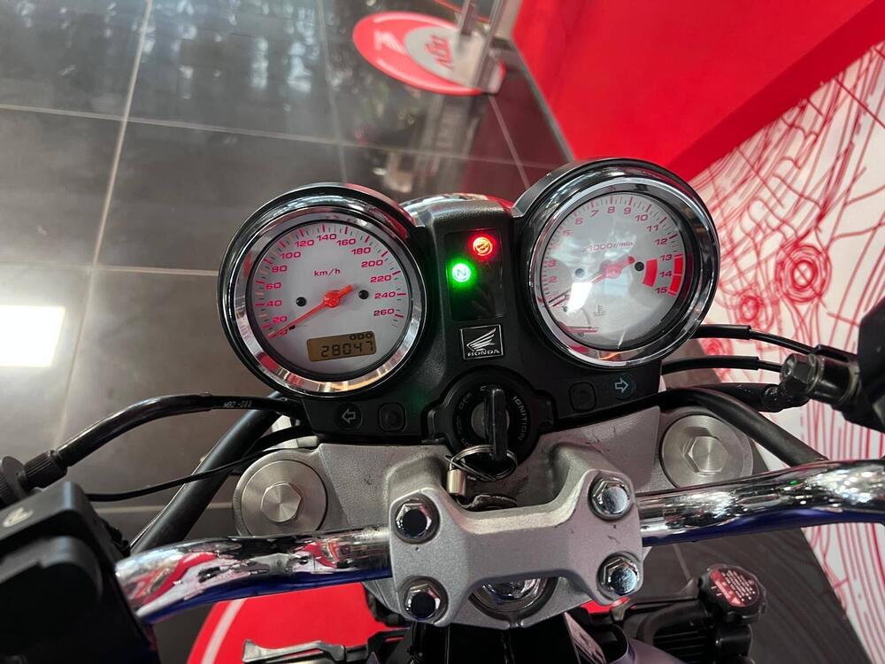 Honda Hornet 600 (2003 - 04) (8)