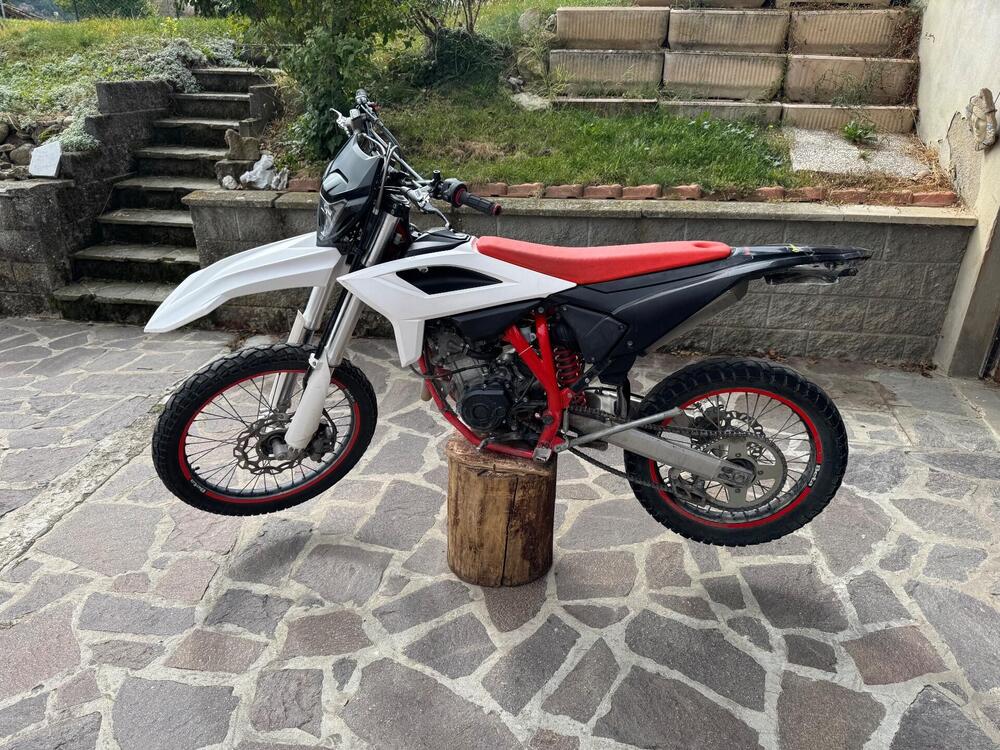 Betamotor RR 125 4T Enduro LC (2021 - 23) (3)