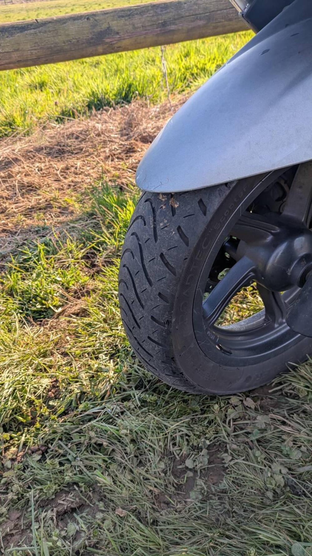 Kymco Downtown 350i ABS (2016 - 20) (11)