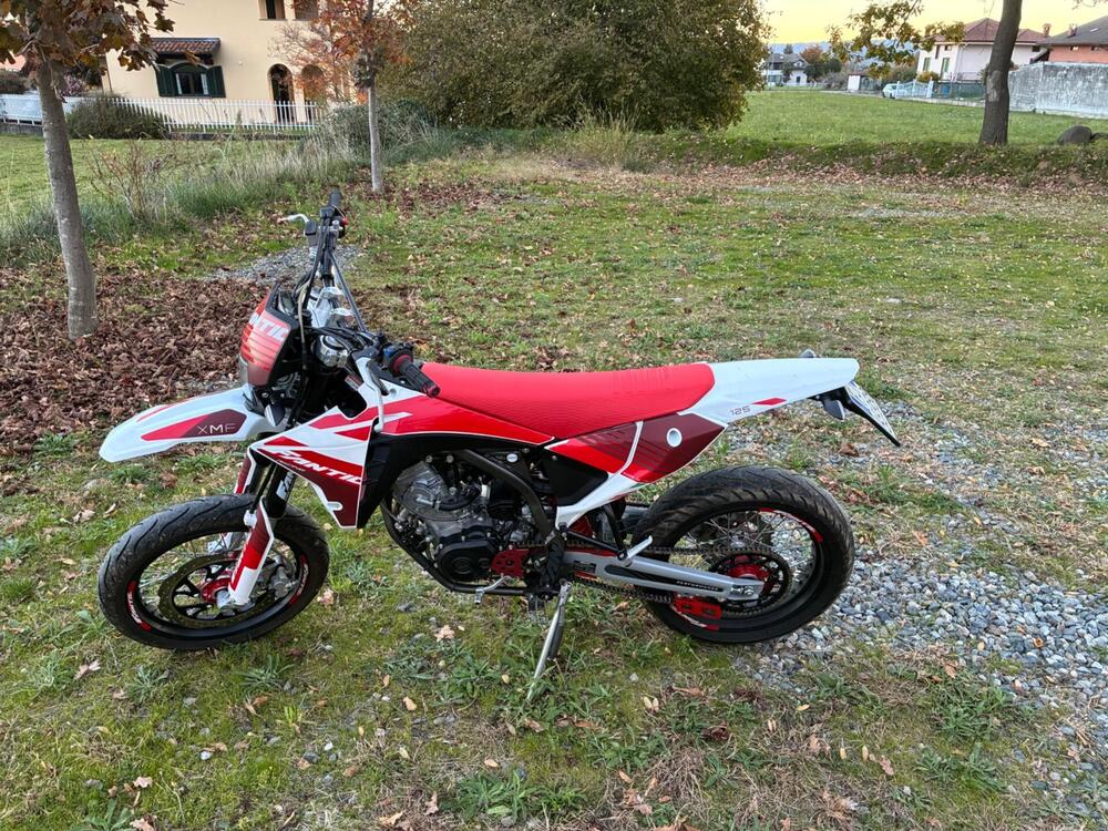 Fantic Motor XMF 125 Motard Performance 4T (2023 - 24) (2)