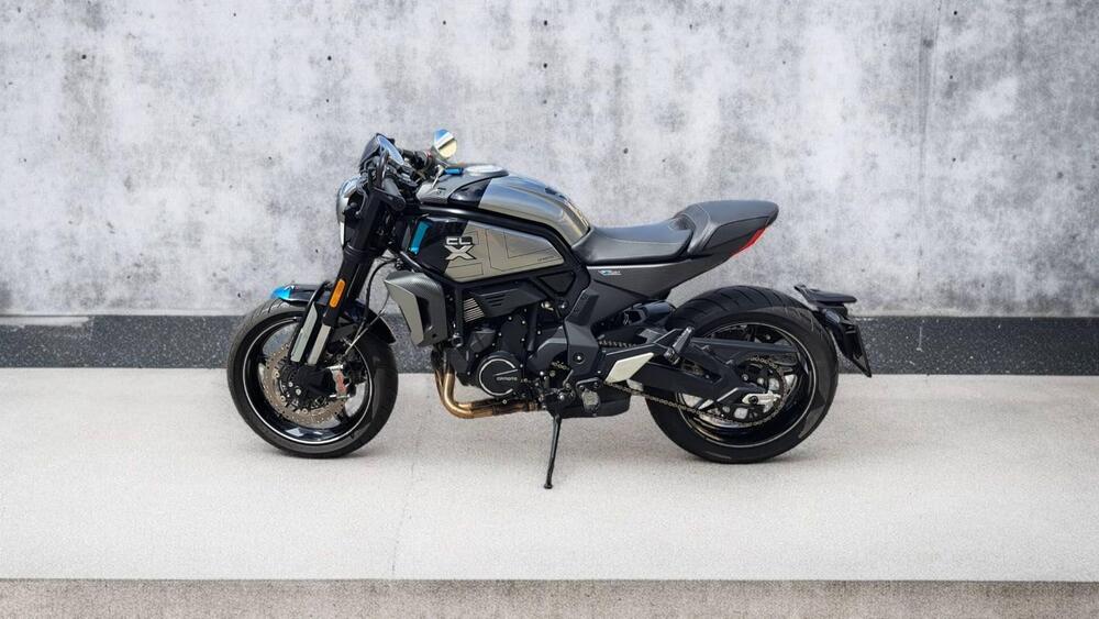 CFMOTO 700CL-X Sport (2022 - 26) (2)