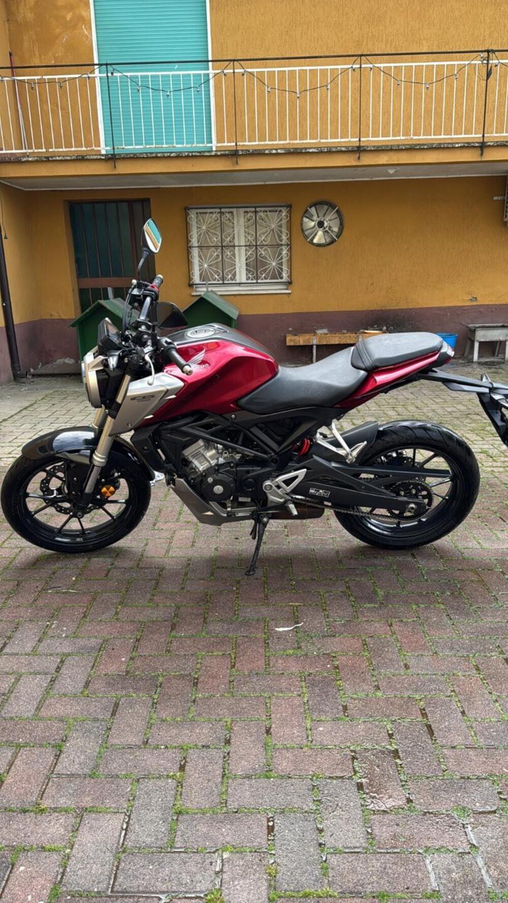 Honda CBR 125 R (2007 - 17) (5)