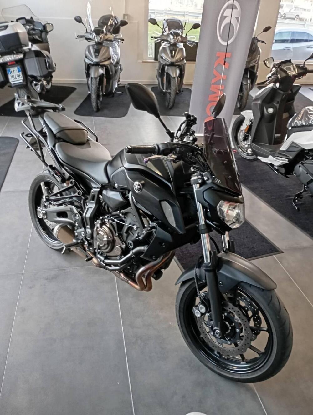 Yamaha MT-07 (2018 - 20) (2)