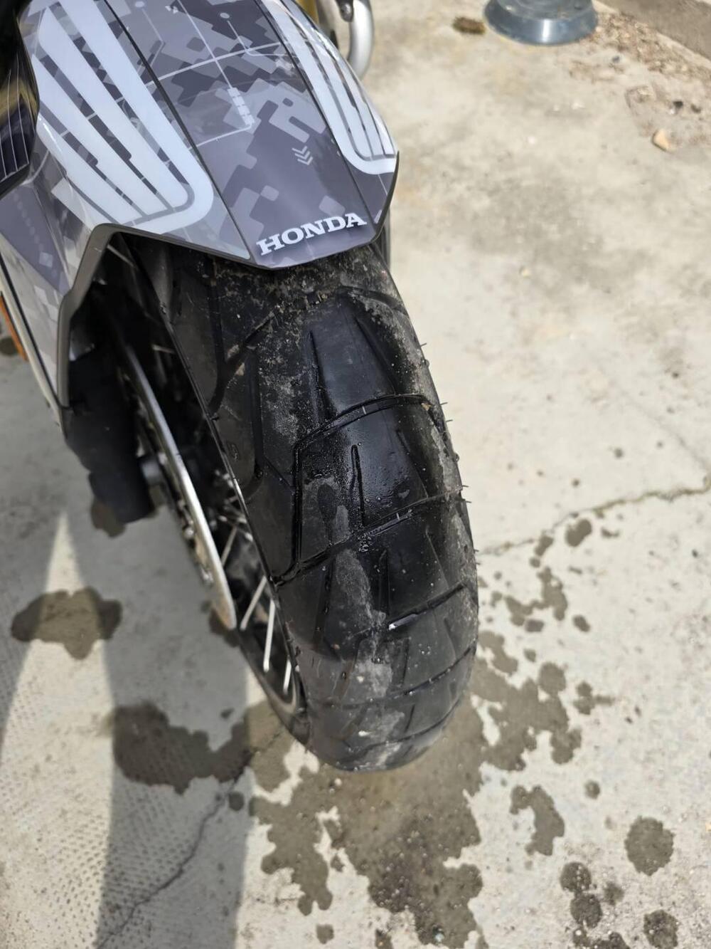 Honda X-ADV 750 (2017) (6)