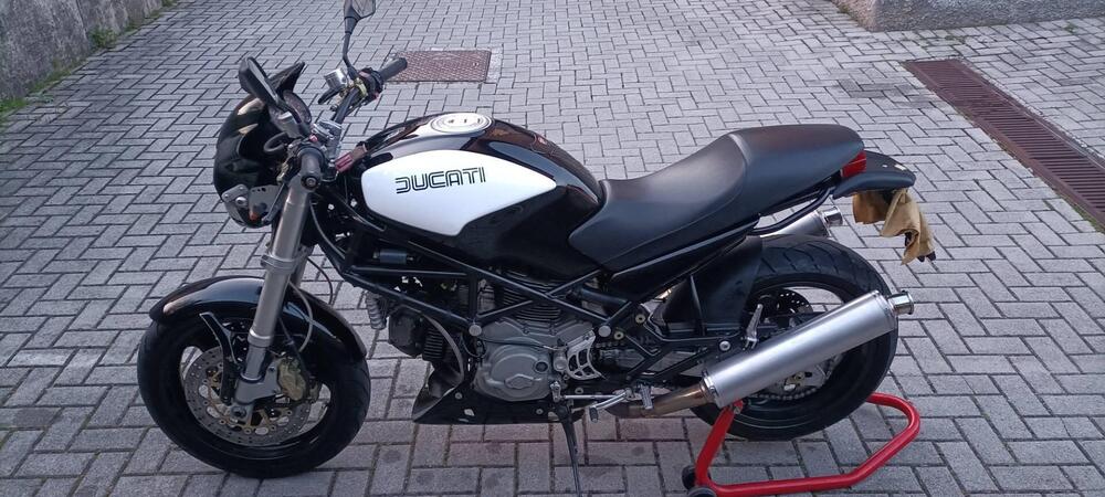 Ducati Monster 900 Dark I.E. (1999 - 02) (4)