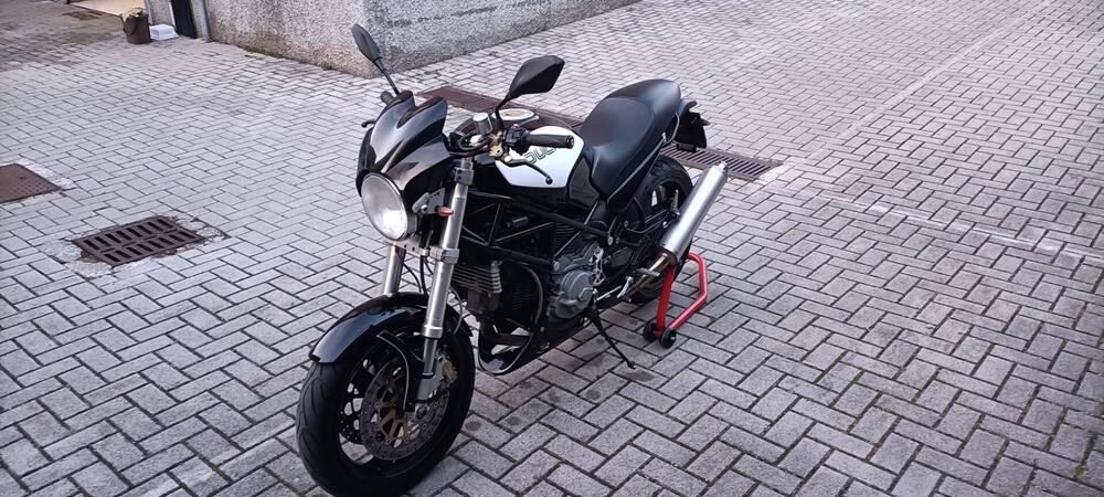 Ducati Monster 900 Dark I.E. (1999 - 02) (7)