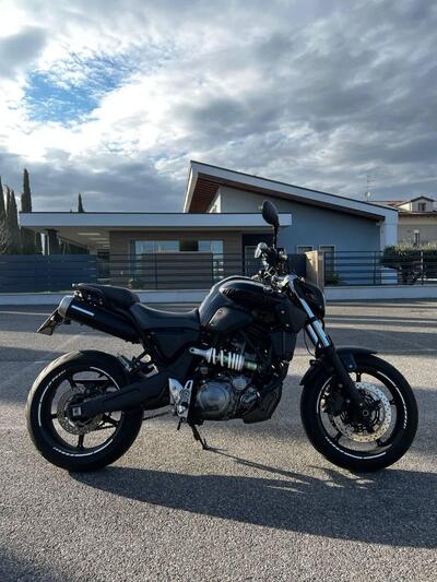 Yamaha MT-03 (2006 - 14) usata