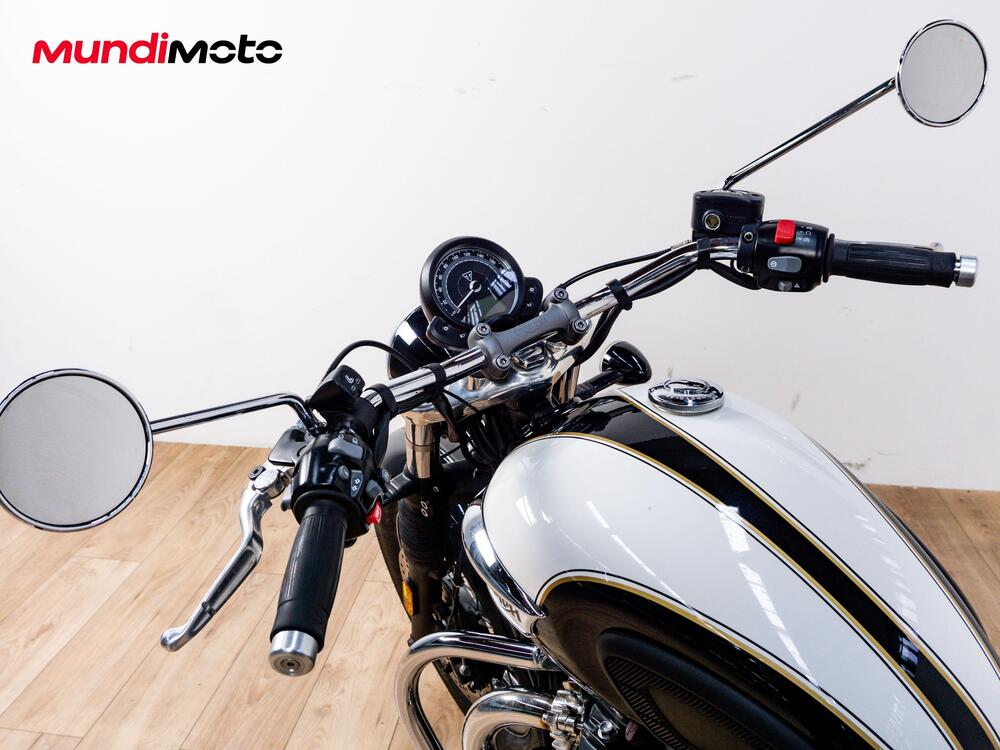 Triumph Bonneville Speedmaster 1200 (2026) (11)