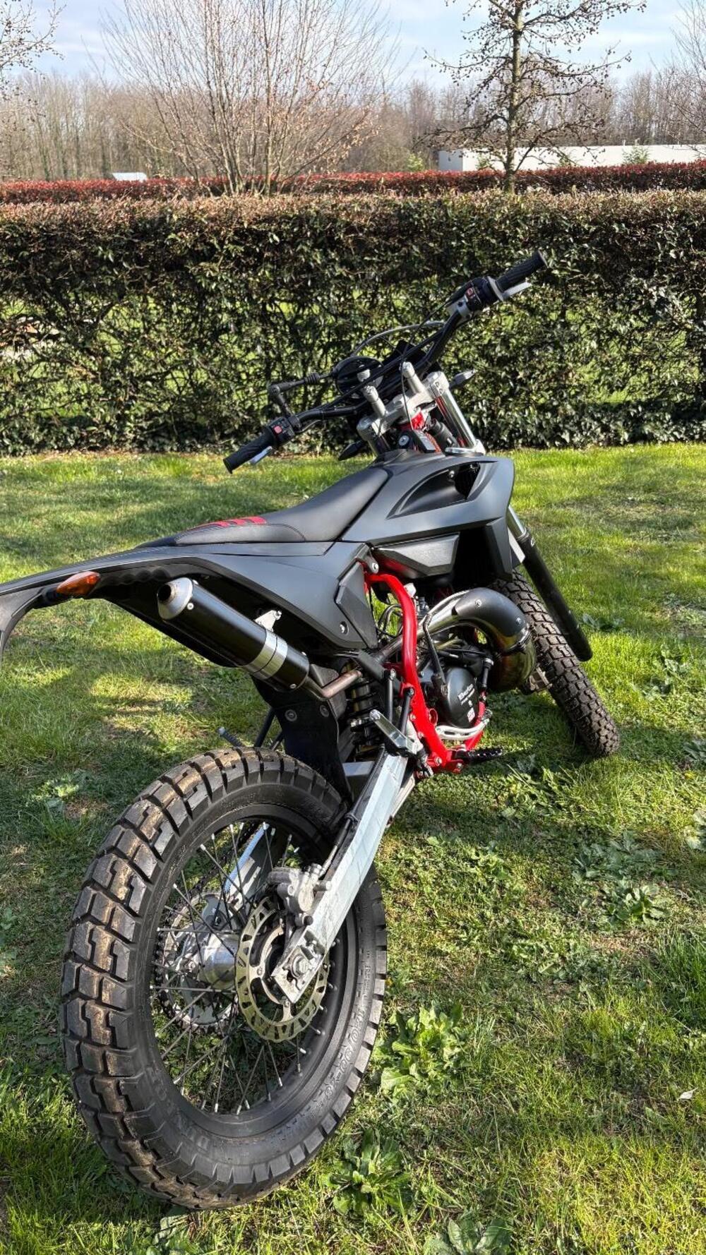 Betamotor RR 50 Enduro (2021 - 26) (8)