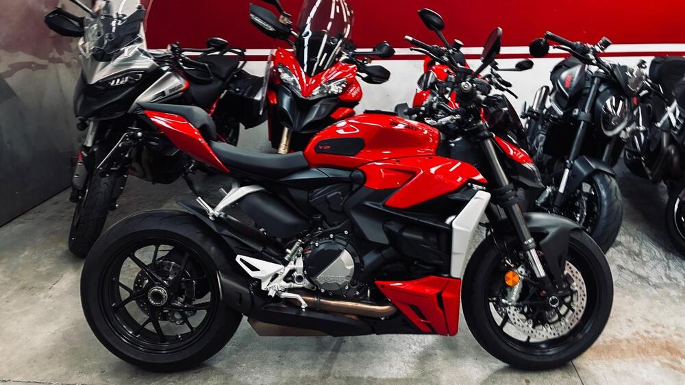 Ducati Streetfighter V2 (2022 - 24) (2)