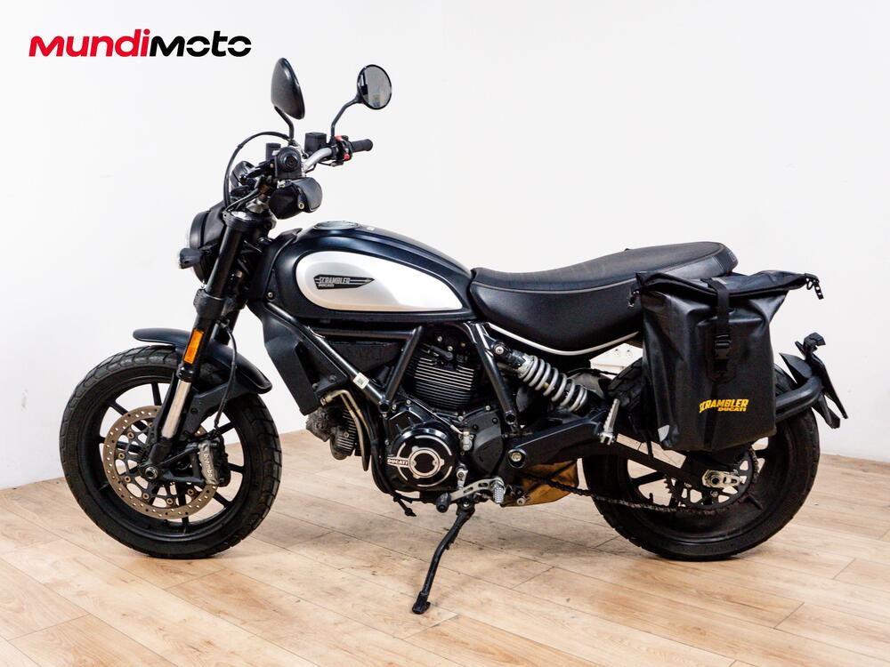 Ducati Scrambler 800 Icon Dark (2020) (6)