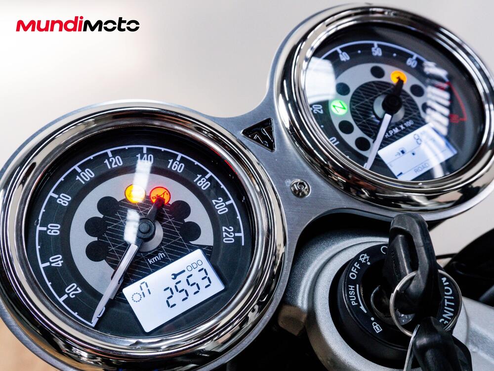 Triumph Speed Twin 1200 (2025 - 26) (12)