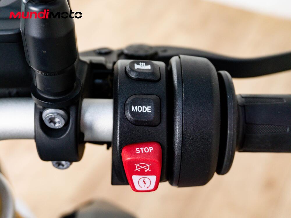 Bmw F 900 R (2021 - 24) (19)