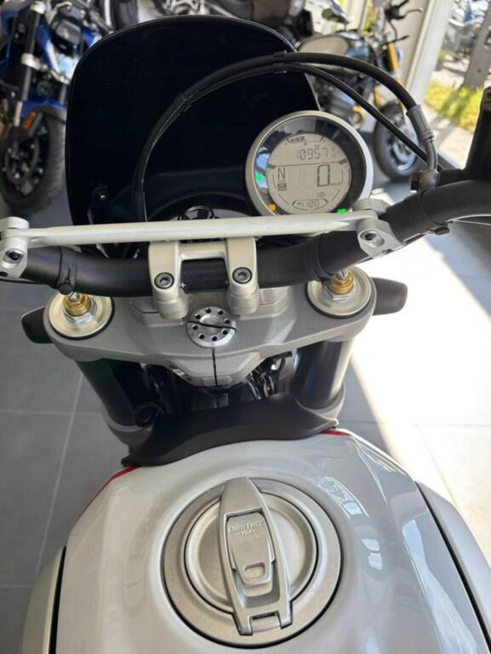 Ducati Scrambler 800 Desert Sled (2021 - 22) (8)
