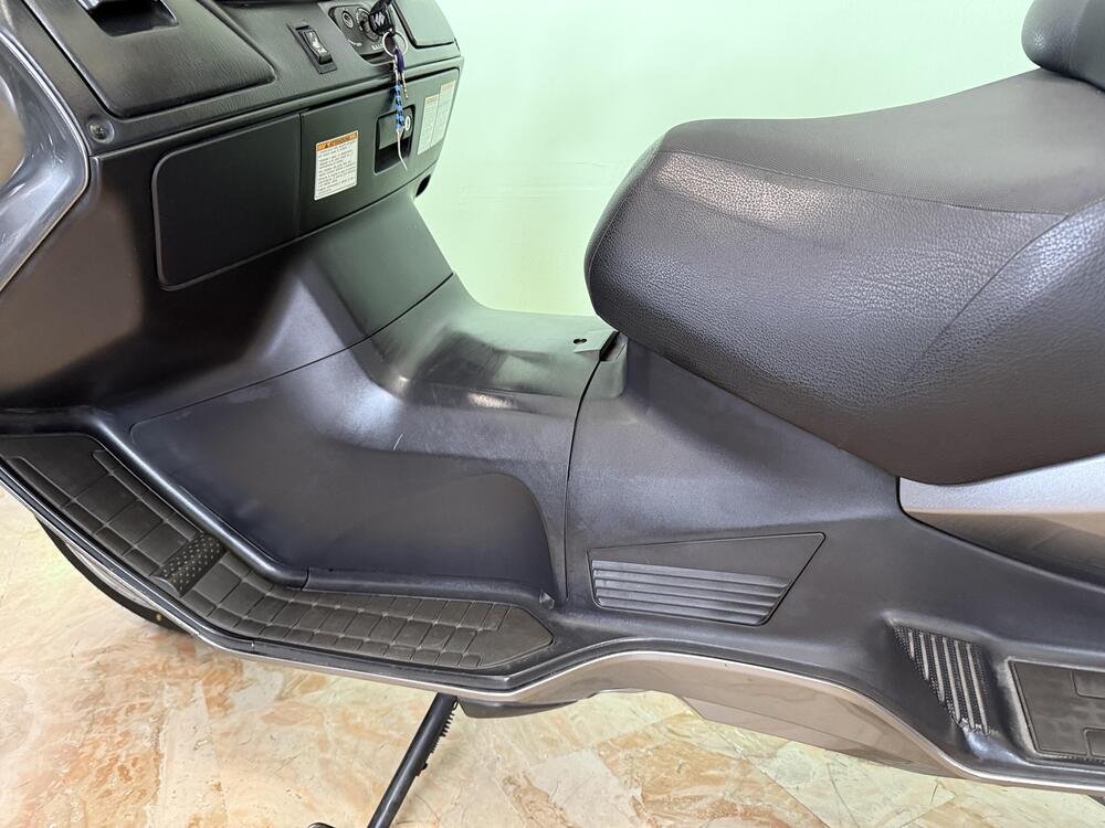 Suzuki Burgman AN 650 Executive ABS (2006 - 12) (7)