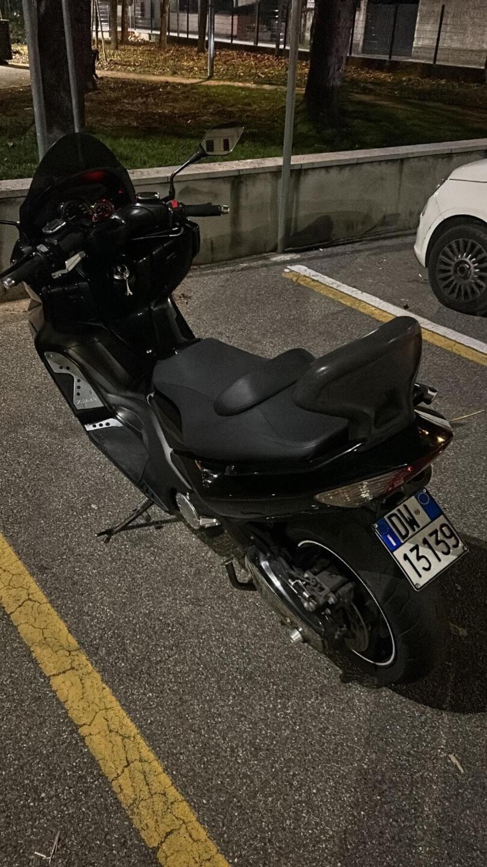 Yamaha T-Max 500 Tech Max (2011 - 13) (3)