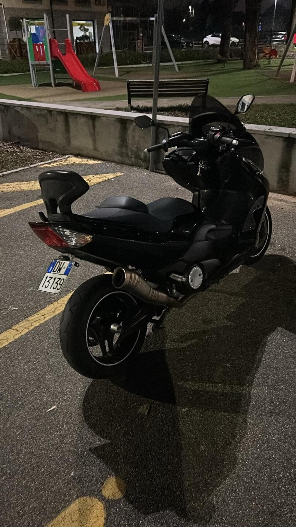 Yamaha T-Max 500 Tech Max (2011 - 13) (4)