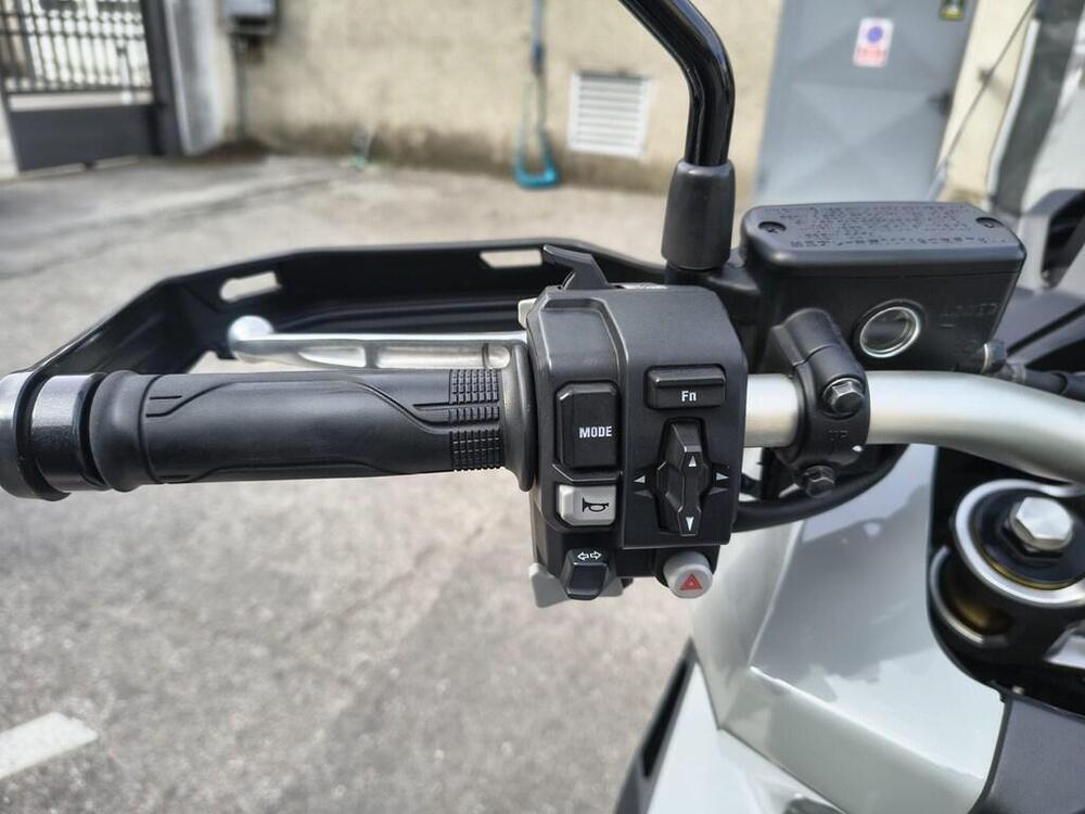 Honda X-ADV 750 DCT Adventure (2021 - 24) (5)