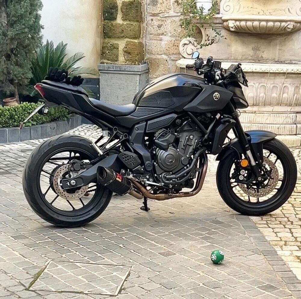 Yamaha MT-07 Y-AMT (2025 - 26)