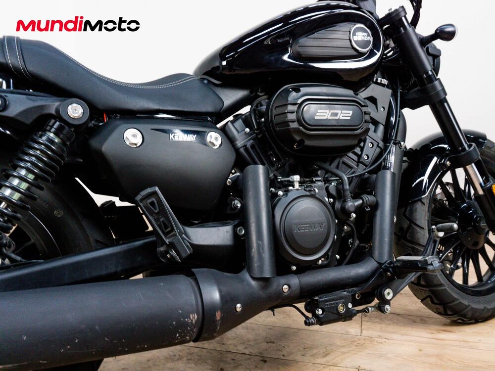 Keeway Motor V302 C (2022 - 26) (4)