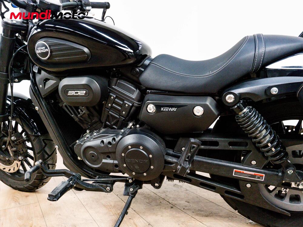 Keeway Motor V302 C (2022 - 26) (10)