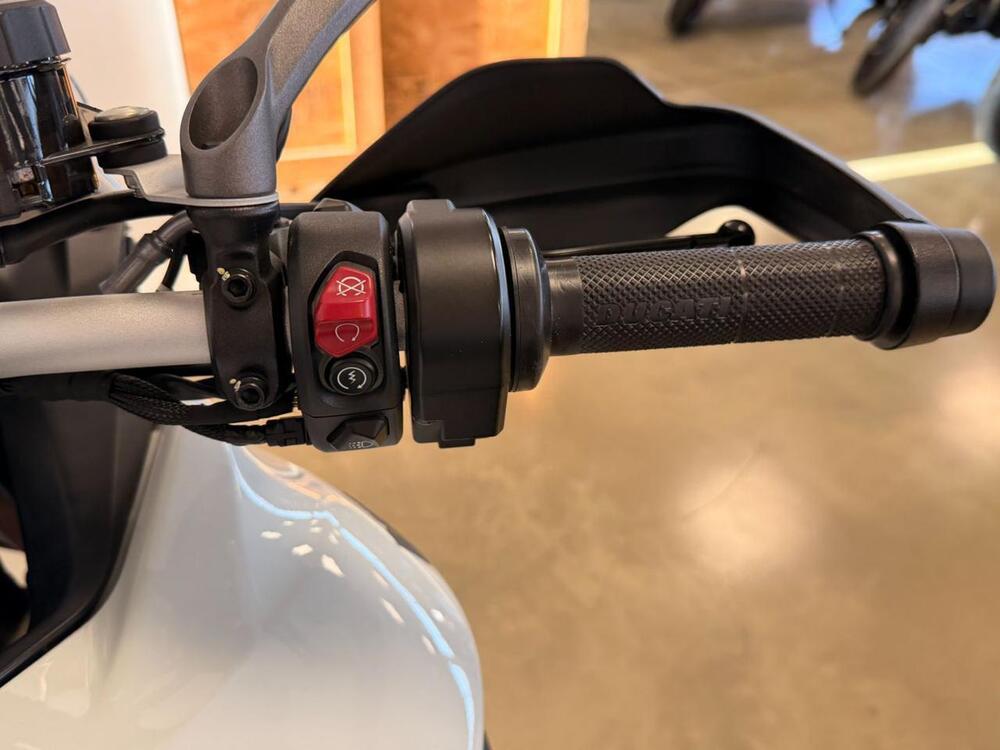 Ducati Multistrada V4 S (2021 - 24) (11)
