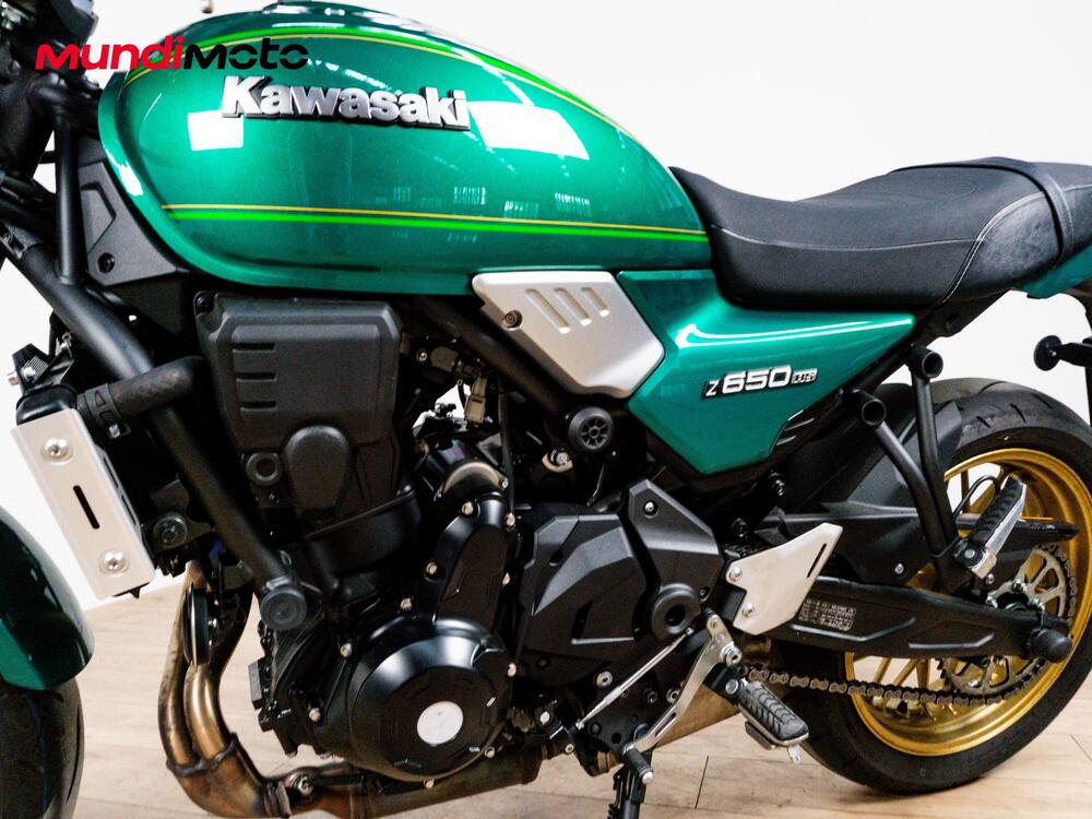 Kawasaki Z 650 RS 50th Anniversary (2022) (9)
