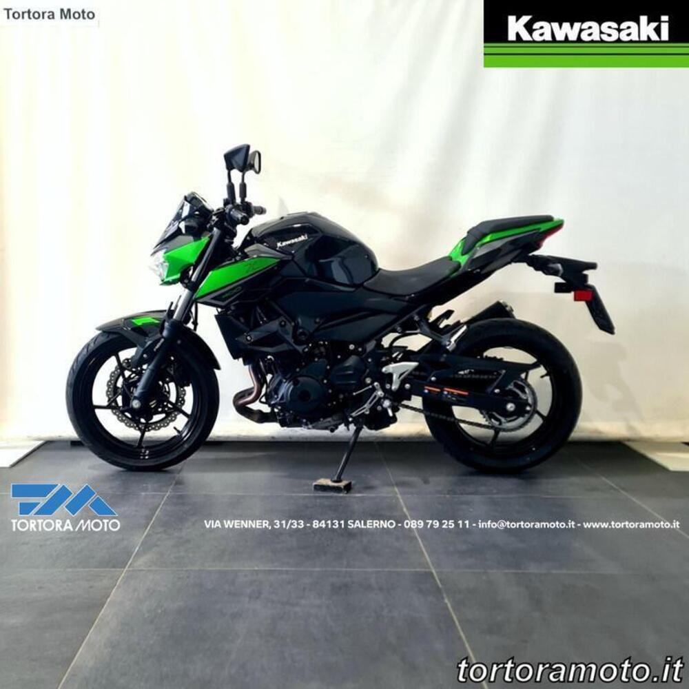 Kawasaki Z 400 (2023)