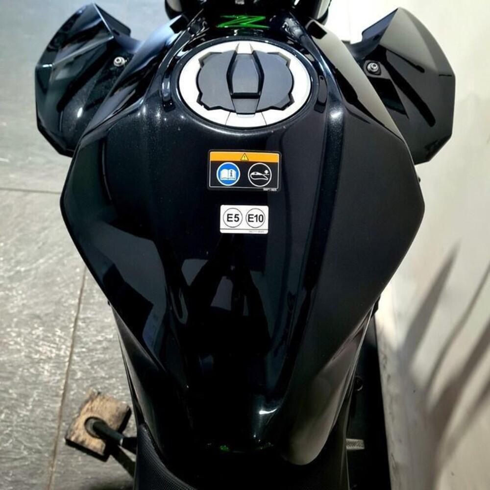 Kawasaki Z 400 (2023) (6)