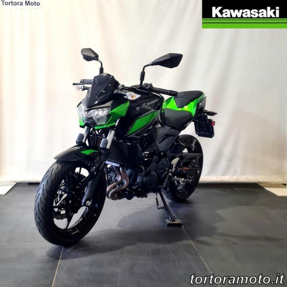 Kawasaki Z 400 (2023) (3)