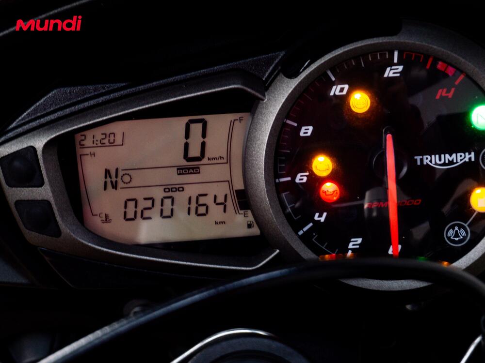Triumph Street Triple 765 RX (2026) (12)