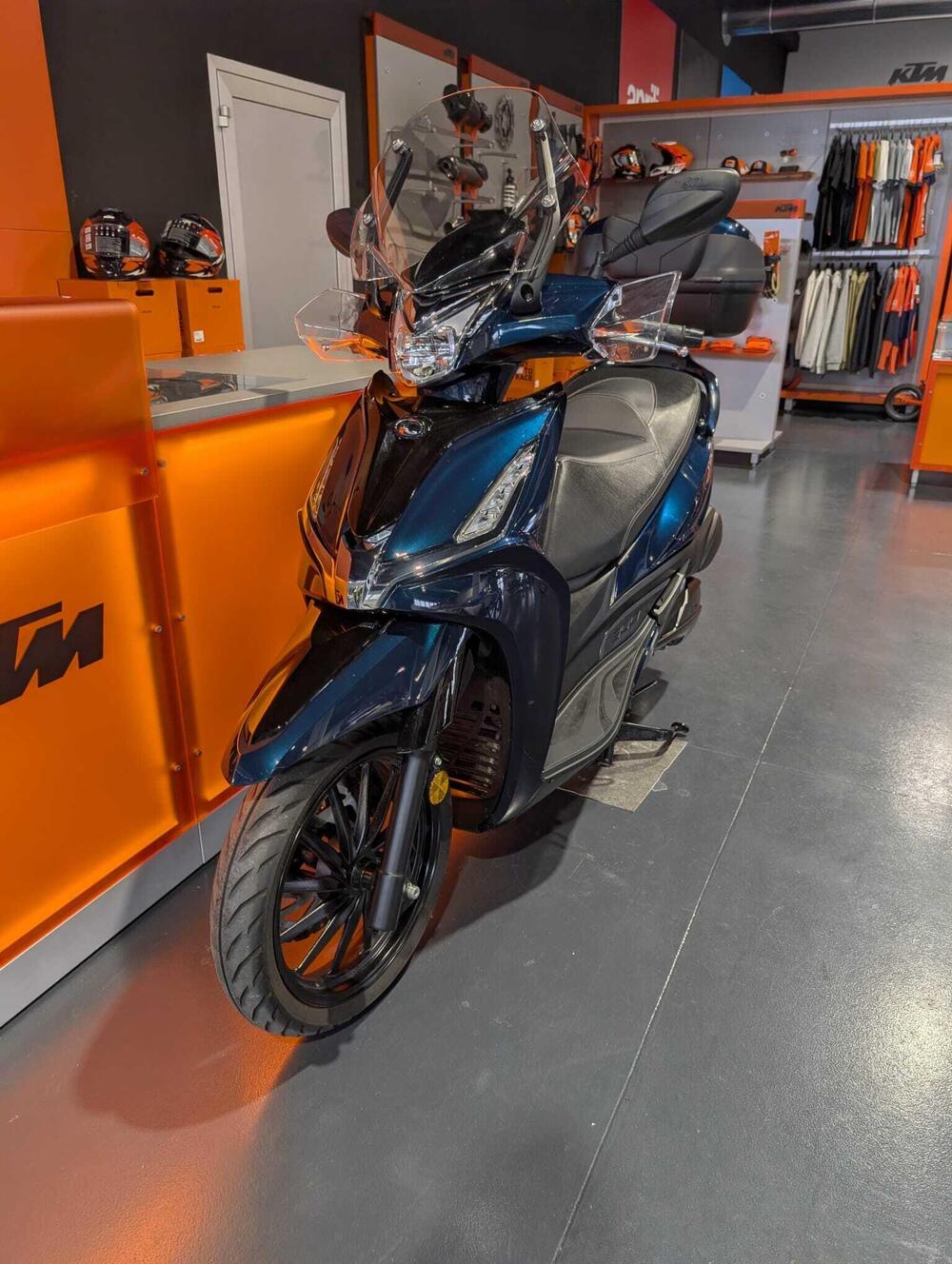Kymco Agility 300i (2021 - 25) (3)