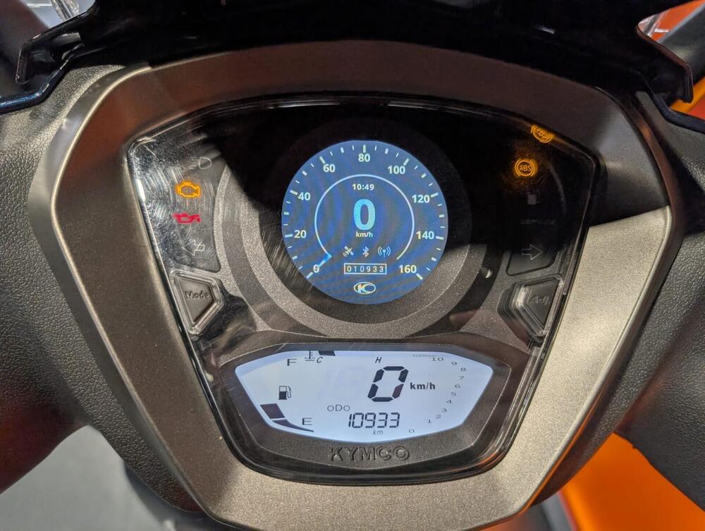 Kymco Agility 300i (2021 - 25) (4)