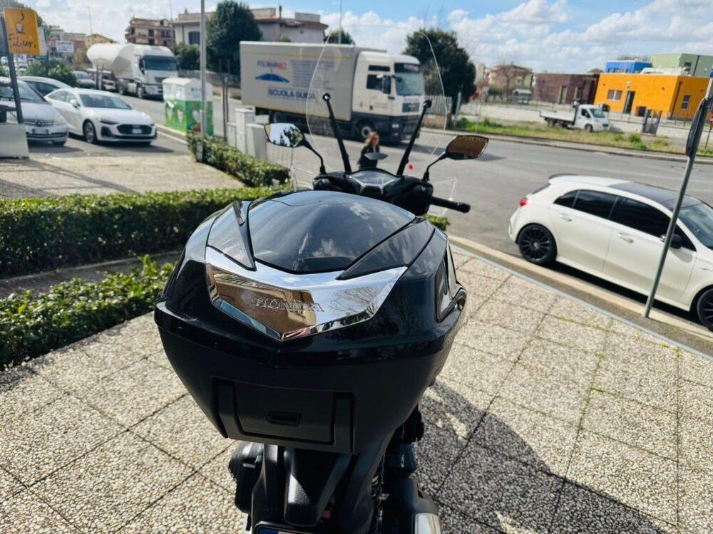 Honda SH 150i (2024 - 25) (3)