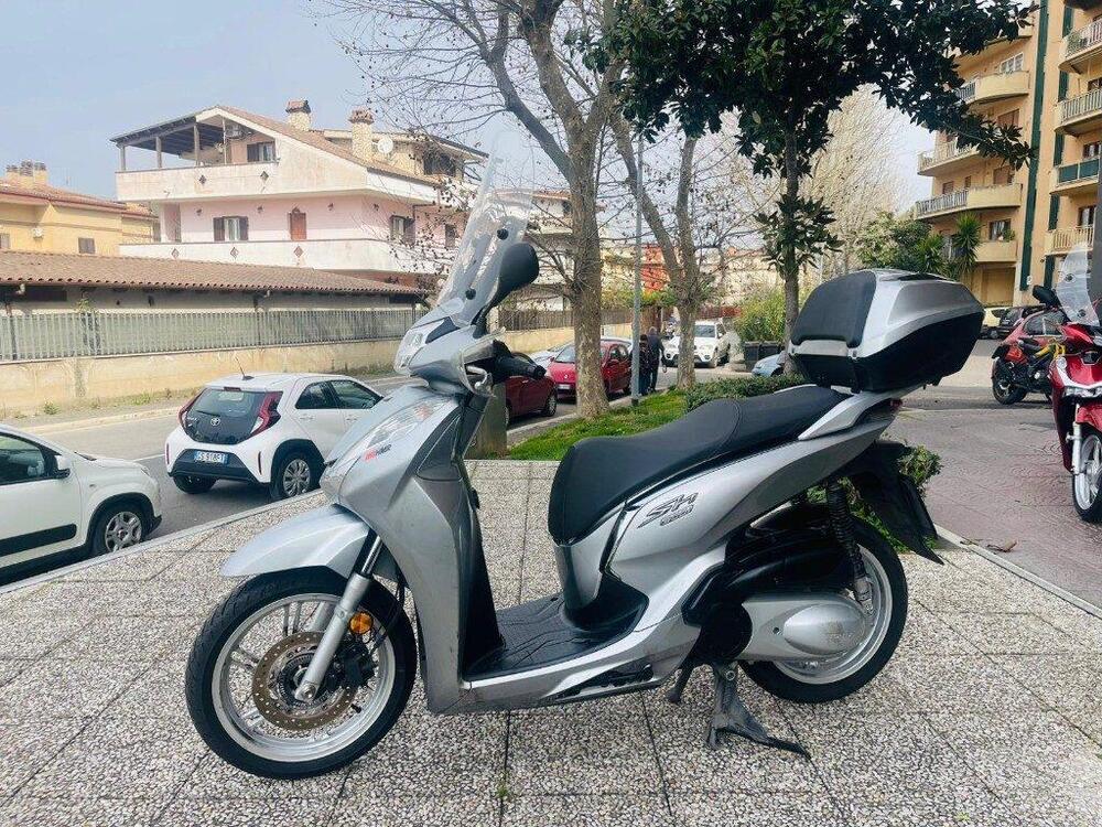 Honda SH 300 i ABS (2016 - 20) (11)